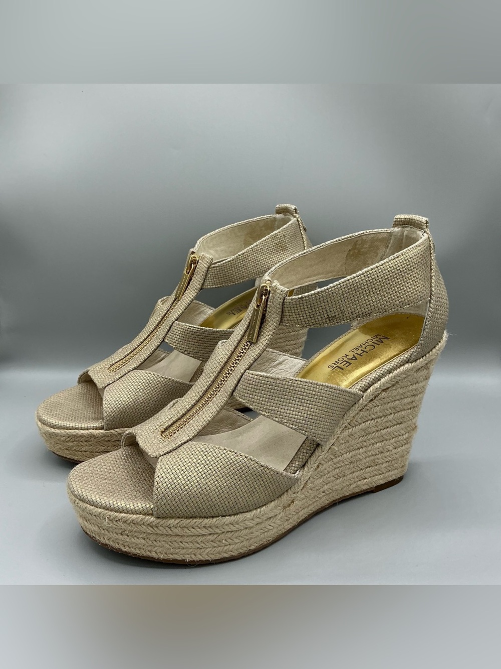 MICHAEL Michael Kors Damita Gold Wedge Sandals Women’s Size 8